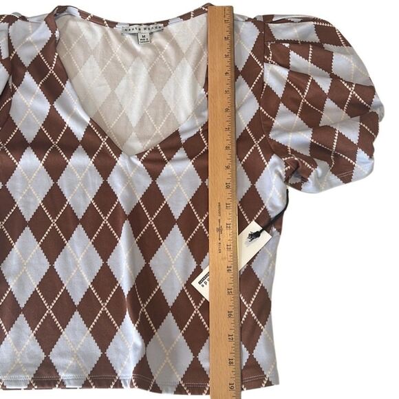 Haute Monde Brown and Light Blue Argyle Plaid Print Crop Top Size Medium NWT - Picture 11 of 11